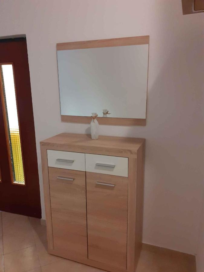 Apartment Lopar 9 Eksteriør bilde