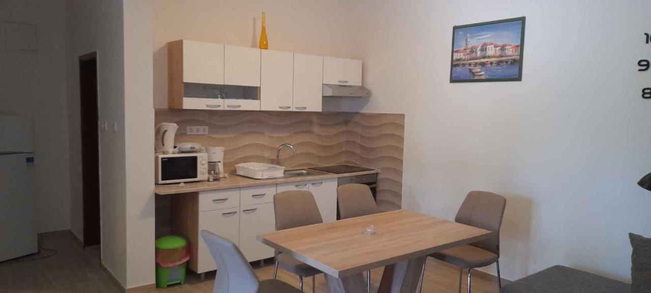 Apartment Lopar 9 Eksteriør bilde