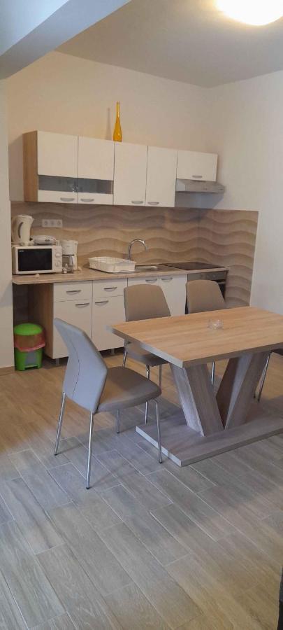 Apartment Lopar 9 Eksteriør bilde
